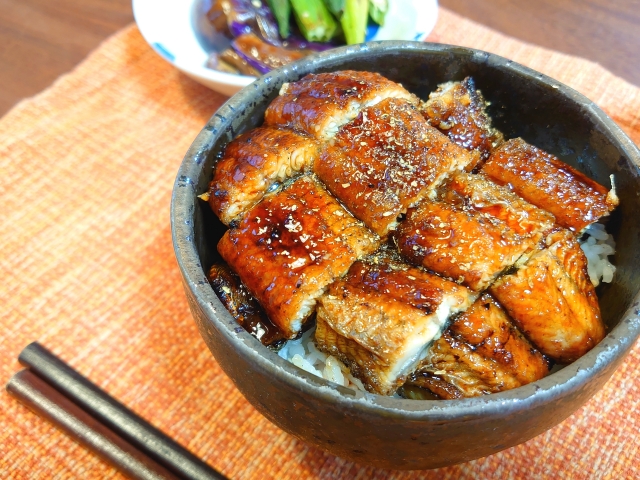 鰻の蒲焼の代用6選 栄養や効果効能での違いはある 注意点は お役立ち 季節の耳より情報局