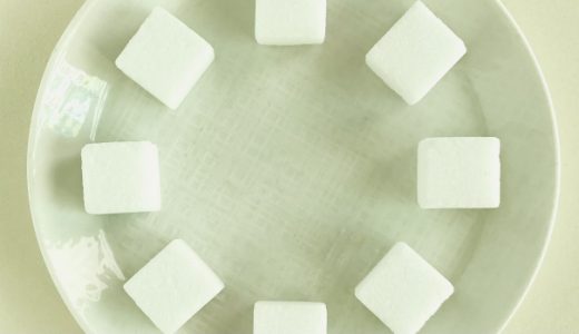 砂糖は冷蔵庫で保存すると固まる？固まった砂糖を戻す方法はある？