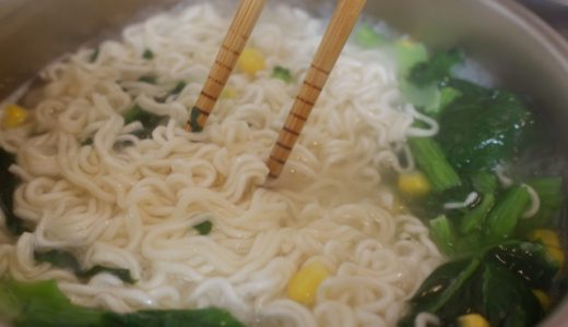 インスタントラーメンはそのまま食べられる?美味しい食べ方を紹介! 