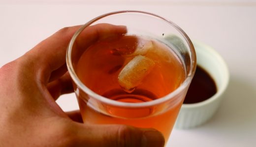 黒酢を飲み過ぎとどうなる？過剰摂取は体臭や肝臓に影響がある？