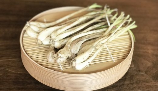 島らっきょうは生で食べられる？青い部分・葉など食べ方を解説！