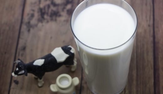 冷たい牛乳は赤ちゃんにいつからあげて大丈夫？飲ませるときの注意点も