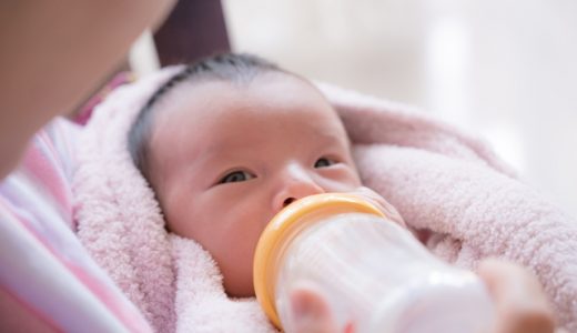 粉ミルクは2時間おきにあげていい？新生児は3時間以上あけるべき？