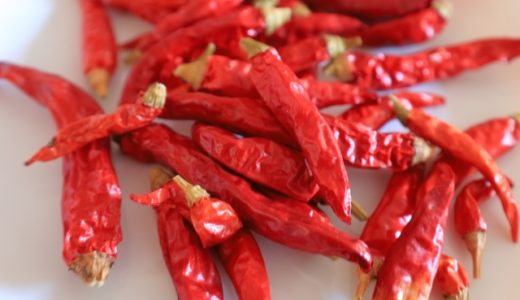 鷹の爪は緑の状態でも食べられる？赤い鷹の爪と緑ではどちらが辛い？