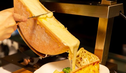 ラクレットチーズは臭い？臭みを消すには？加熱すると？すぐ固まる？食べ方は